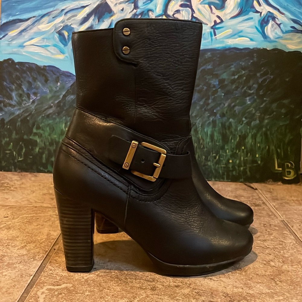 6.5 Clarks Heeled Boots Black Leather